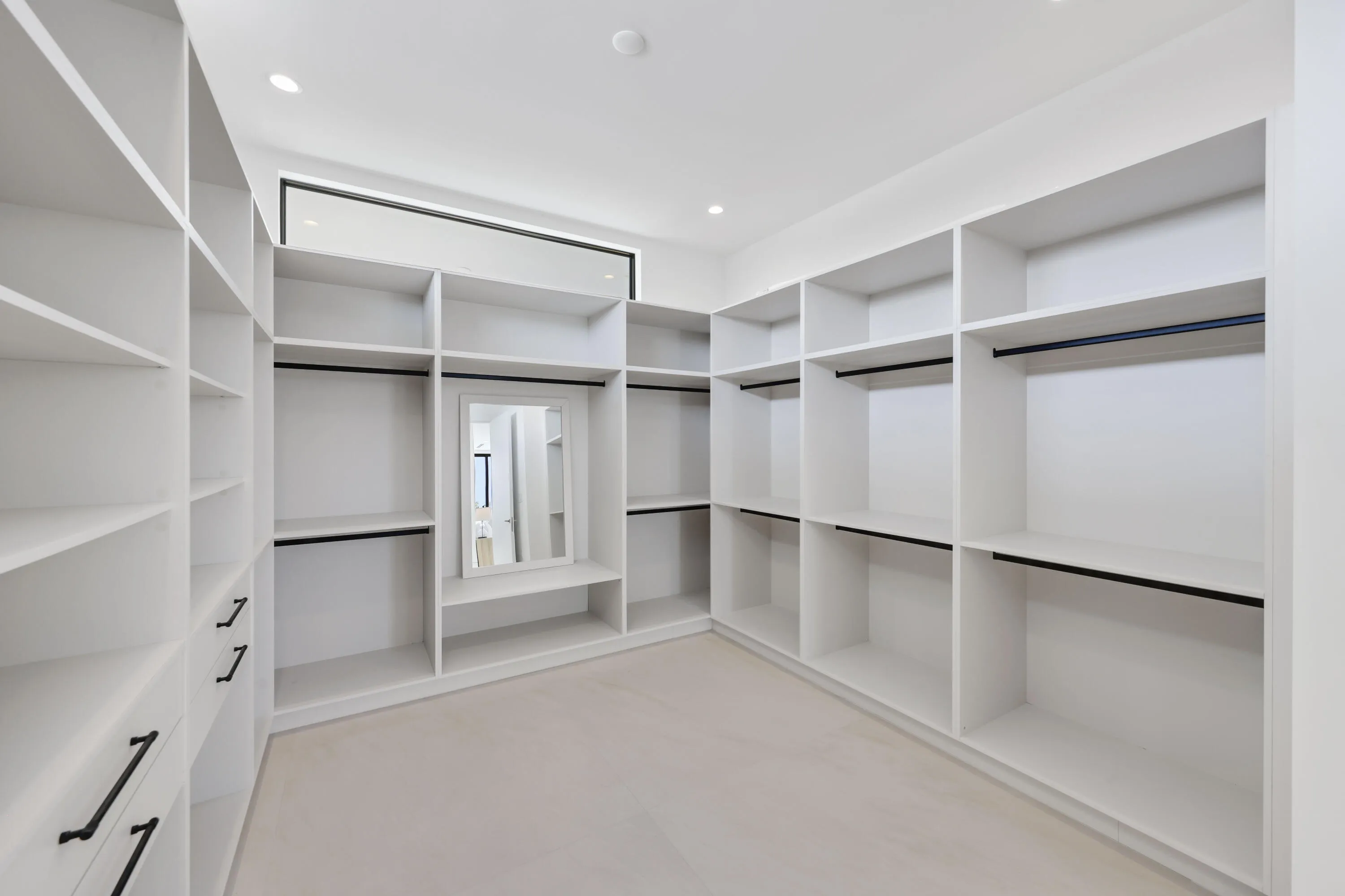 2612 Northeast 4th St - 64.jpg-FULL
