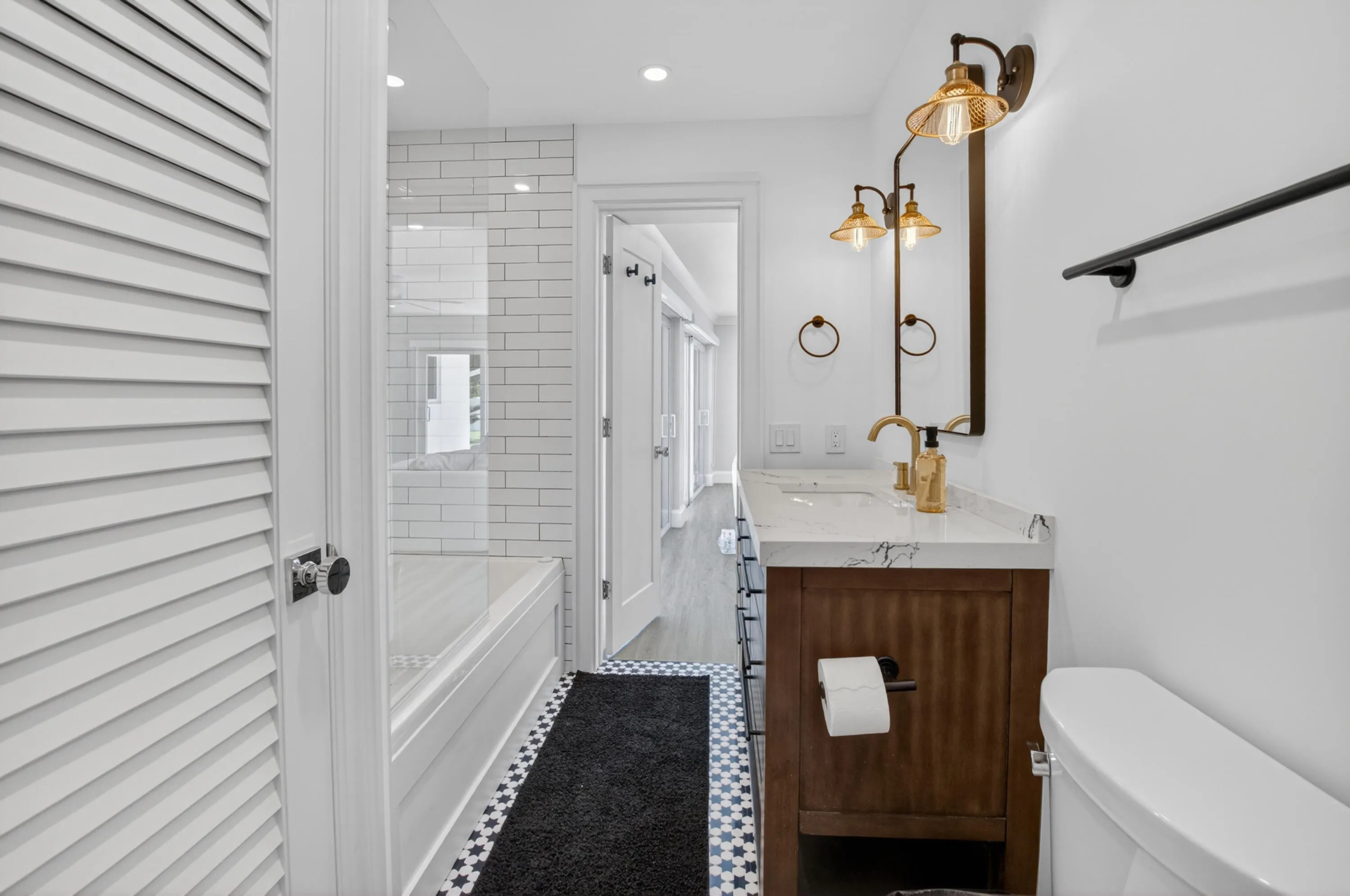 Secondary bathroom