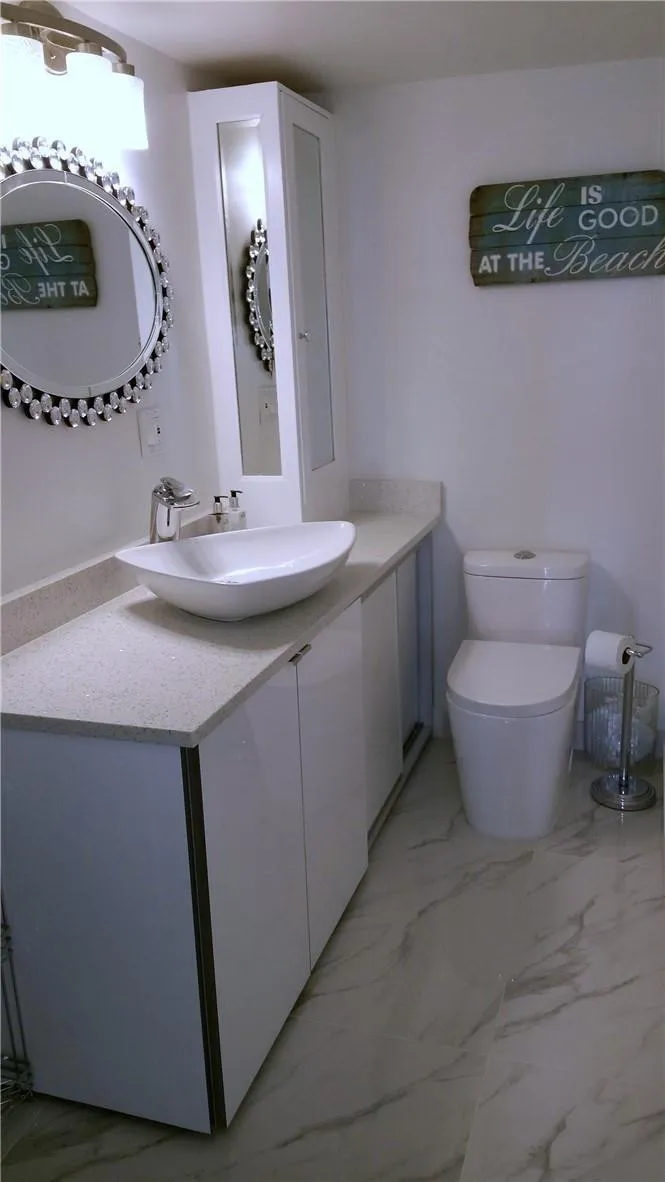2nd bathroom.