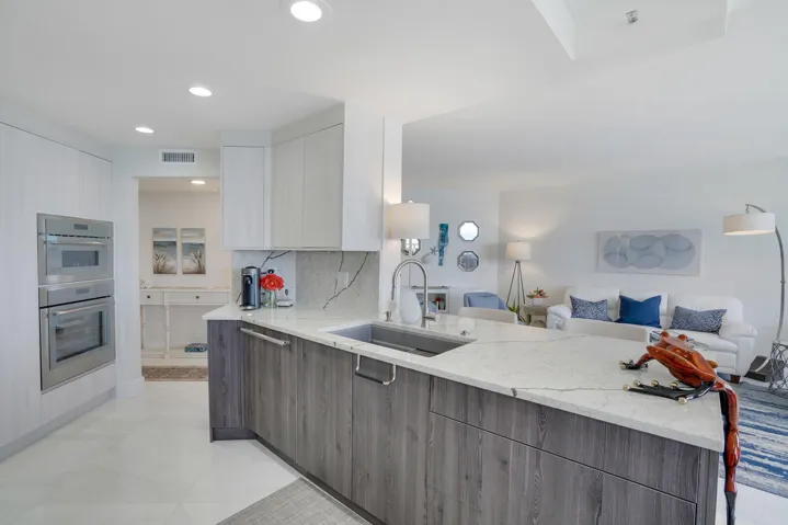 Gourmet Kitchen