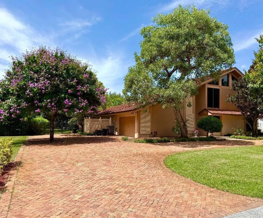 Property photo 63