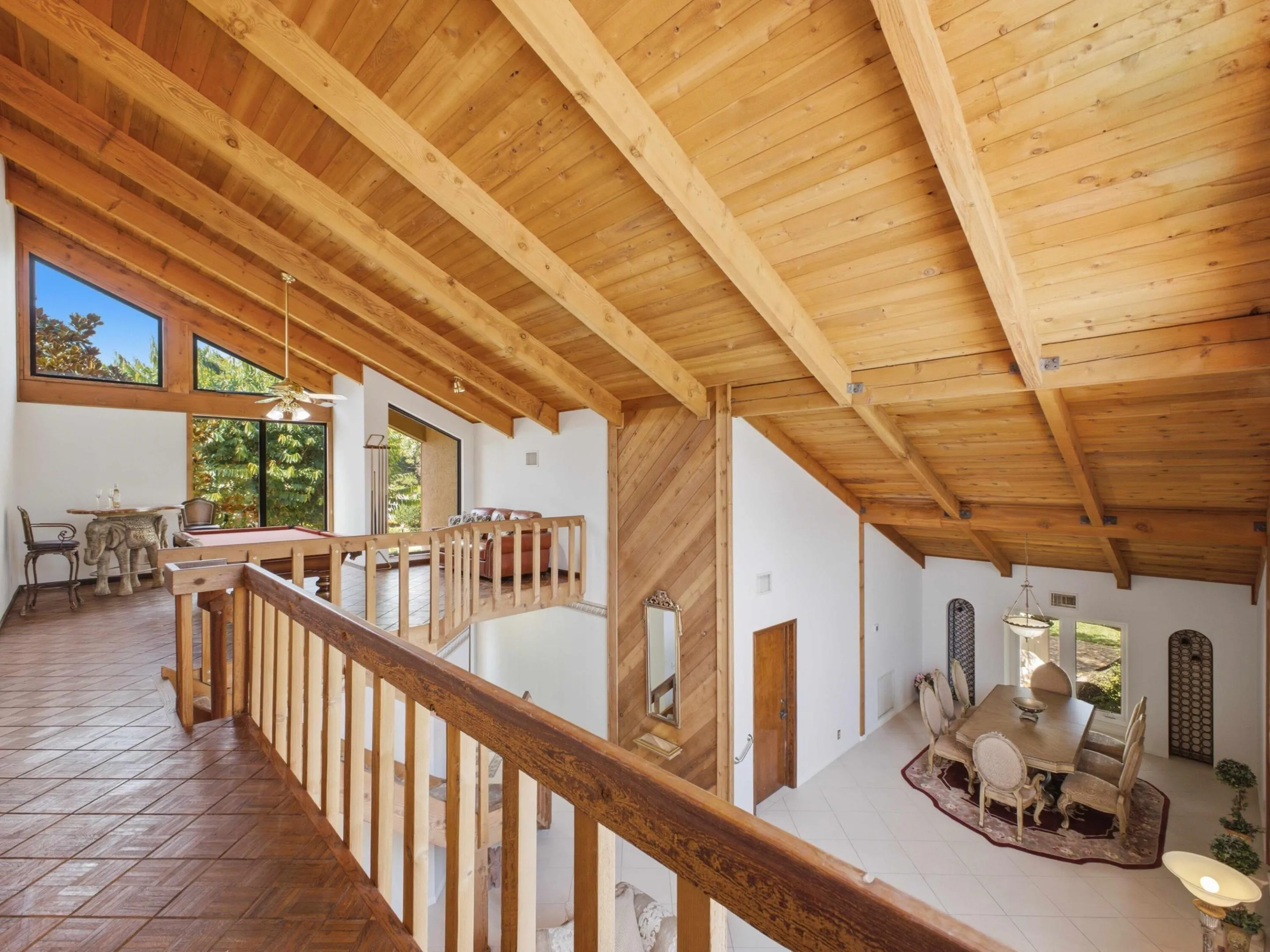 Loft Dining