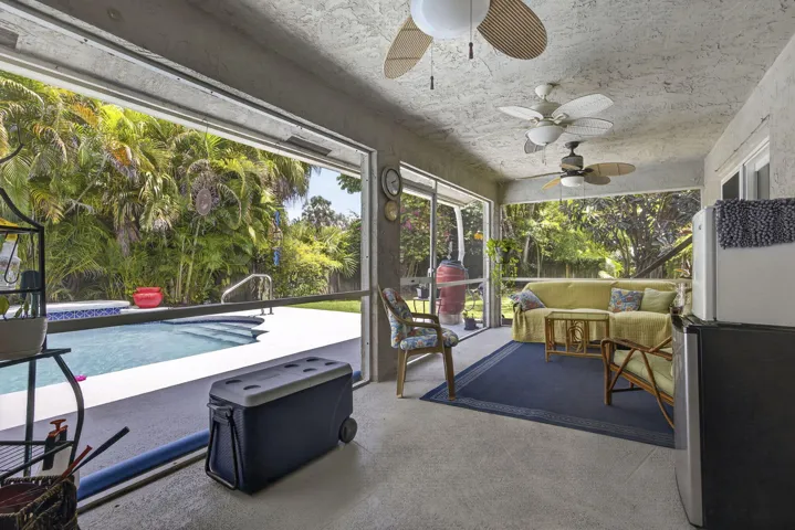 Large screened patio