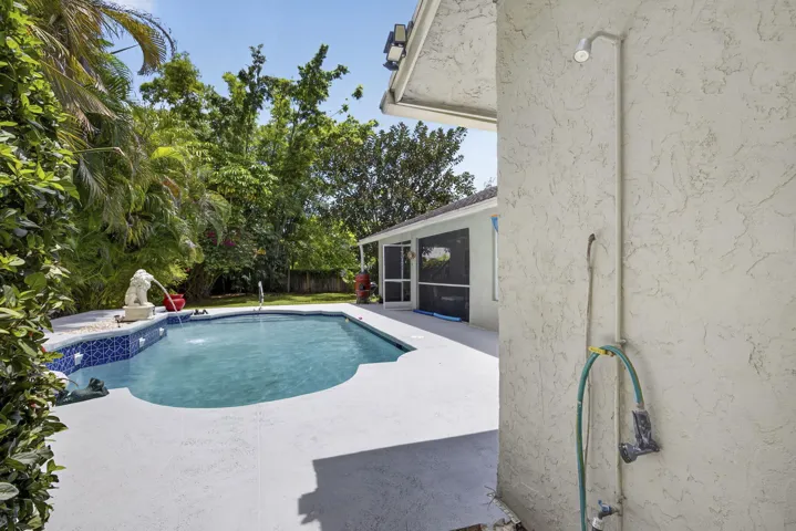 Outdoor shower