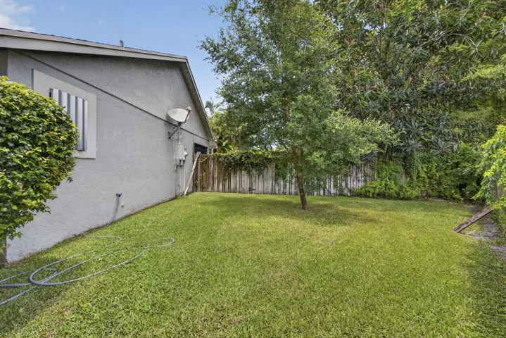 Side yard