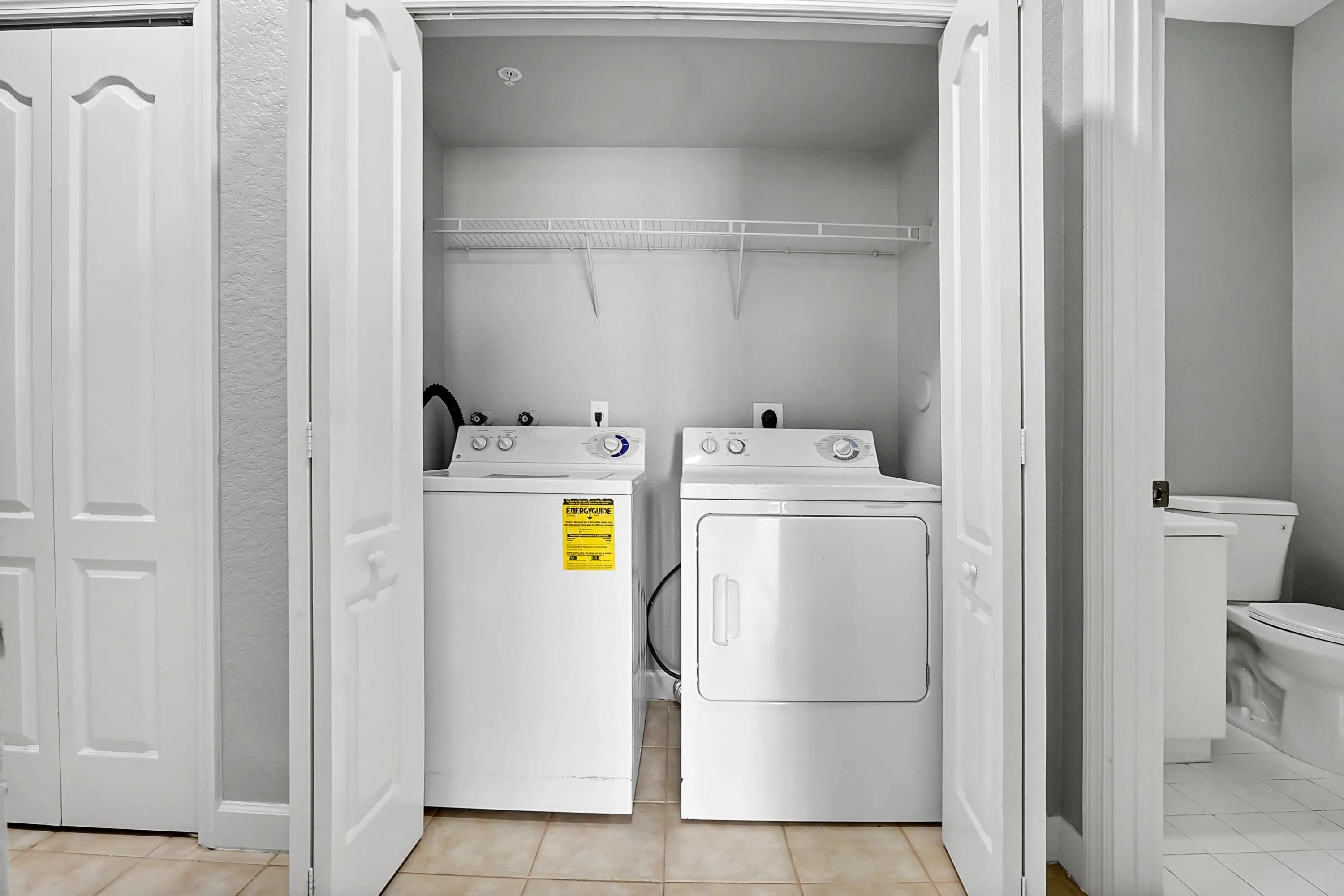 17 laundry 01