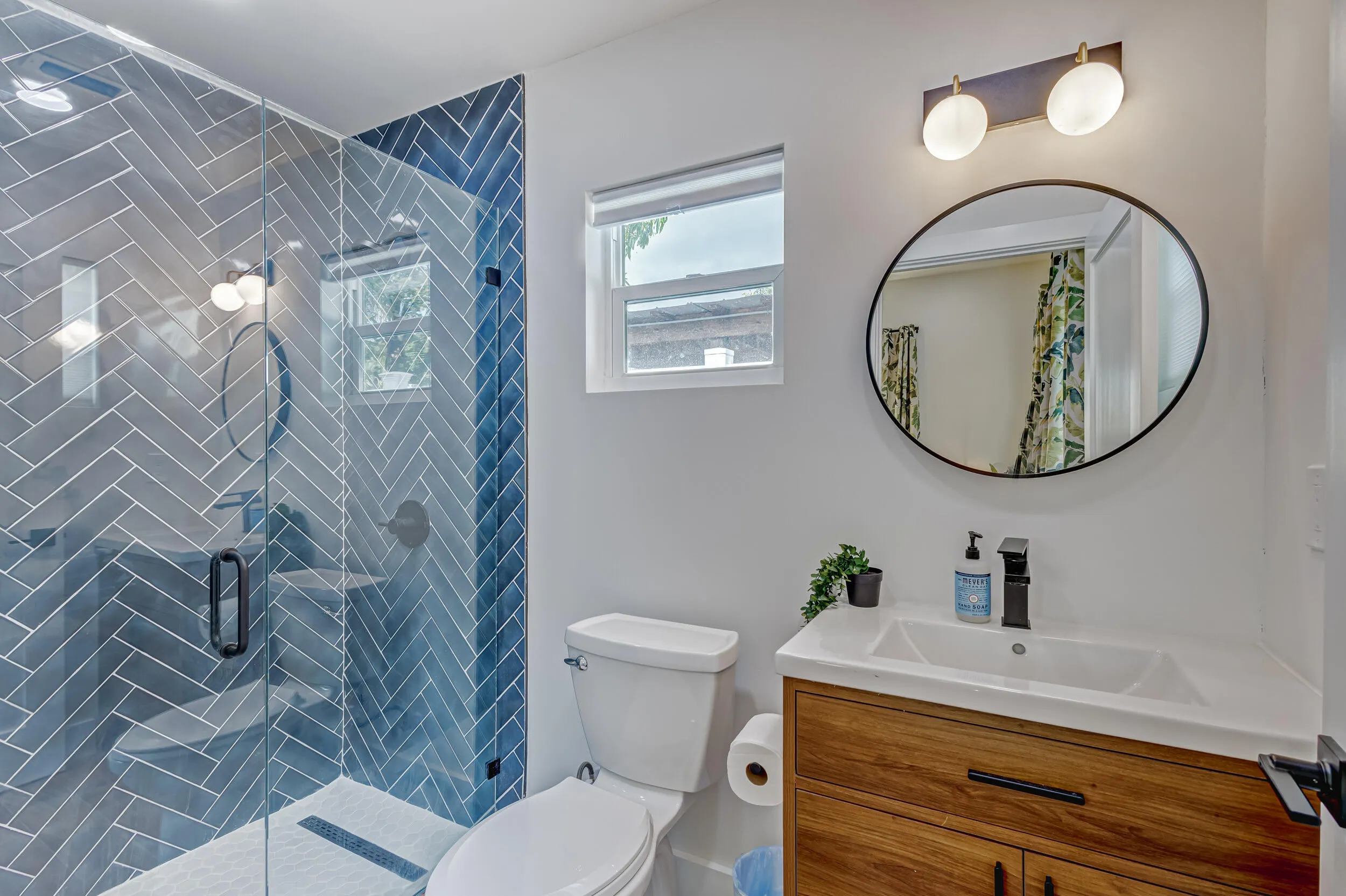 36_5d1a5012