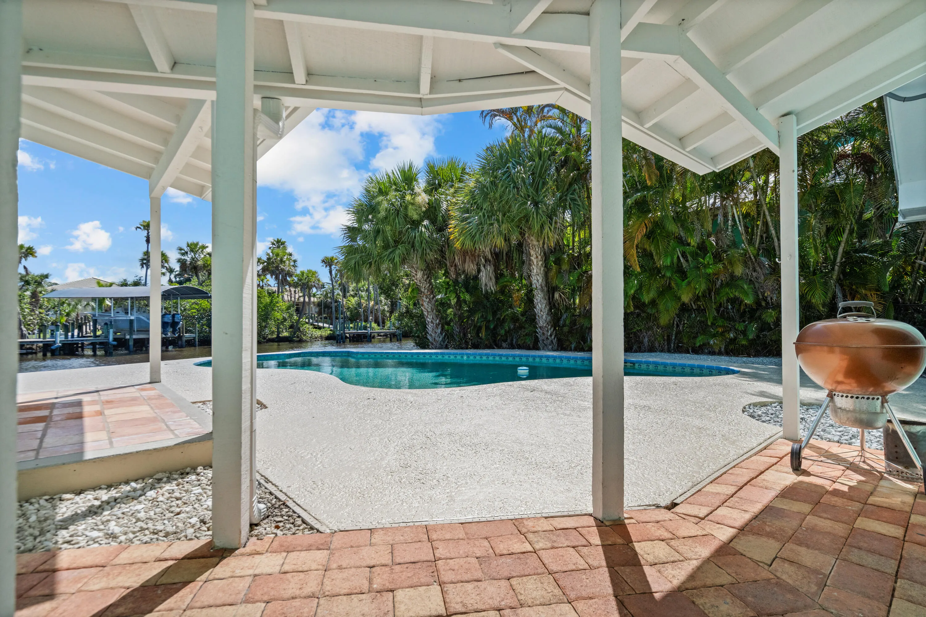 Property photo 38