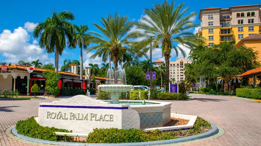 5 Royal Palm Place