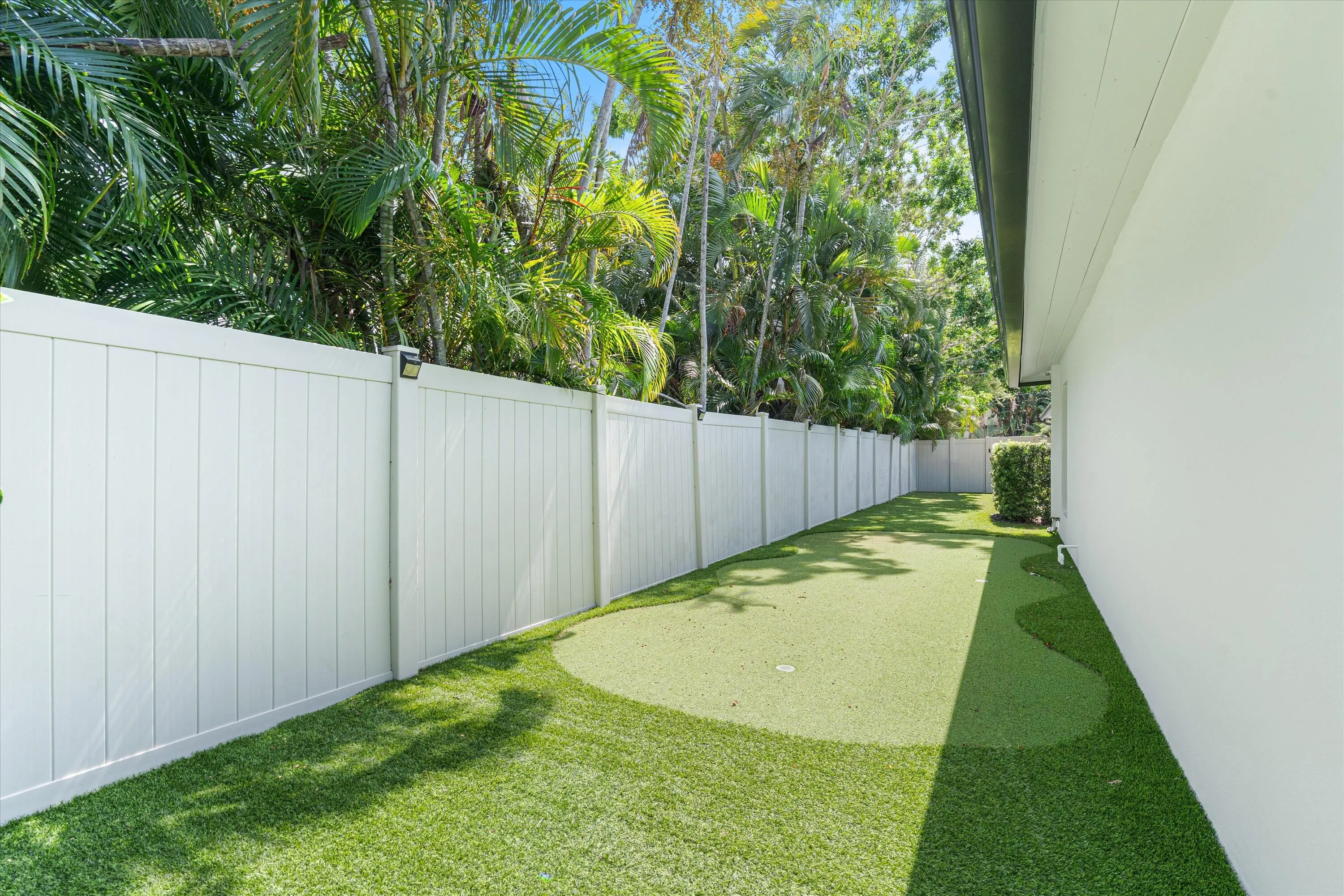 23-1619 Bayview Drive Ft. Lauderdale, FL