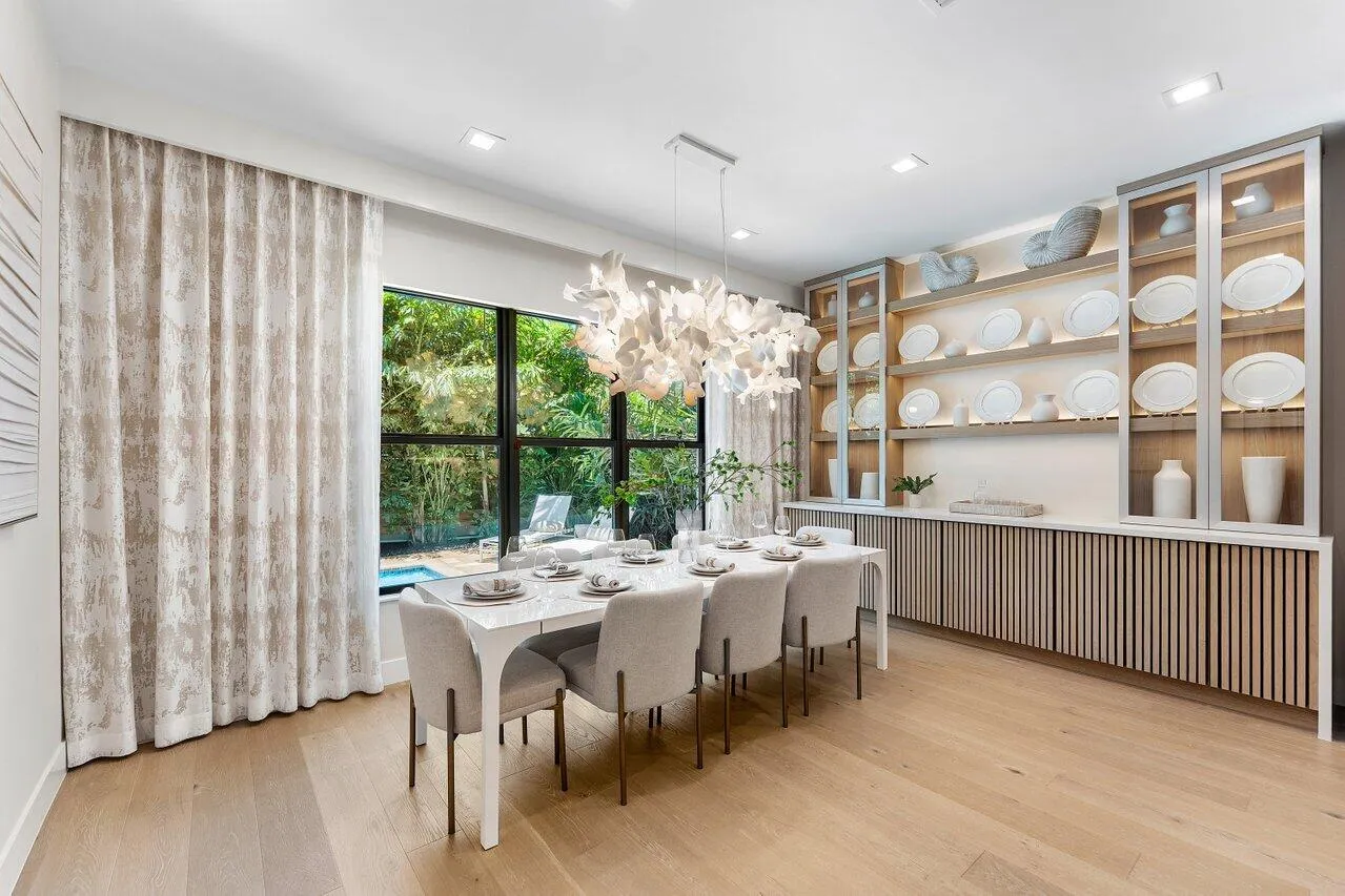 Photos shown are of the professionally decorated Sardinia model home. Actual home, finishes, colors, features, and upgrades may vary.