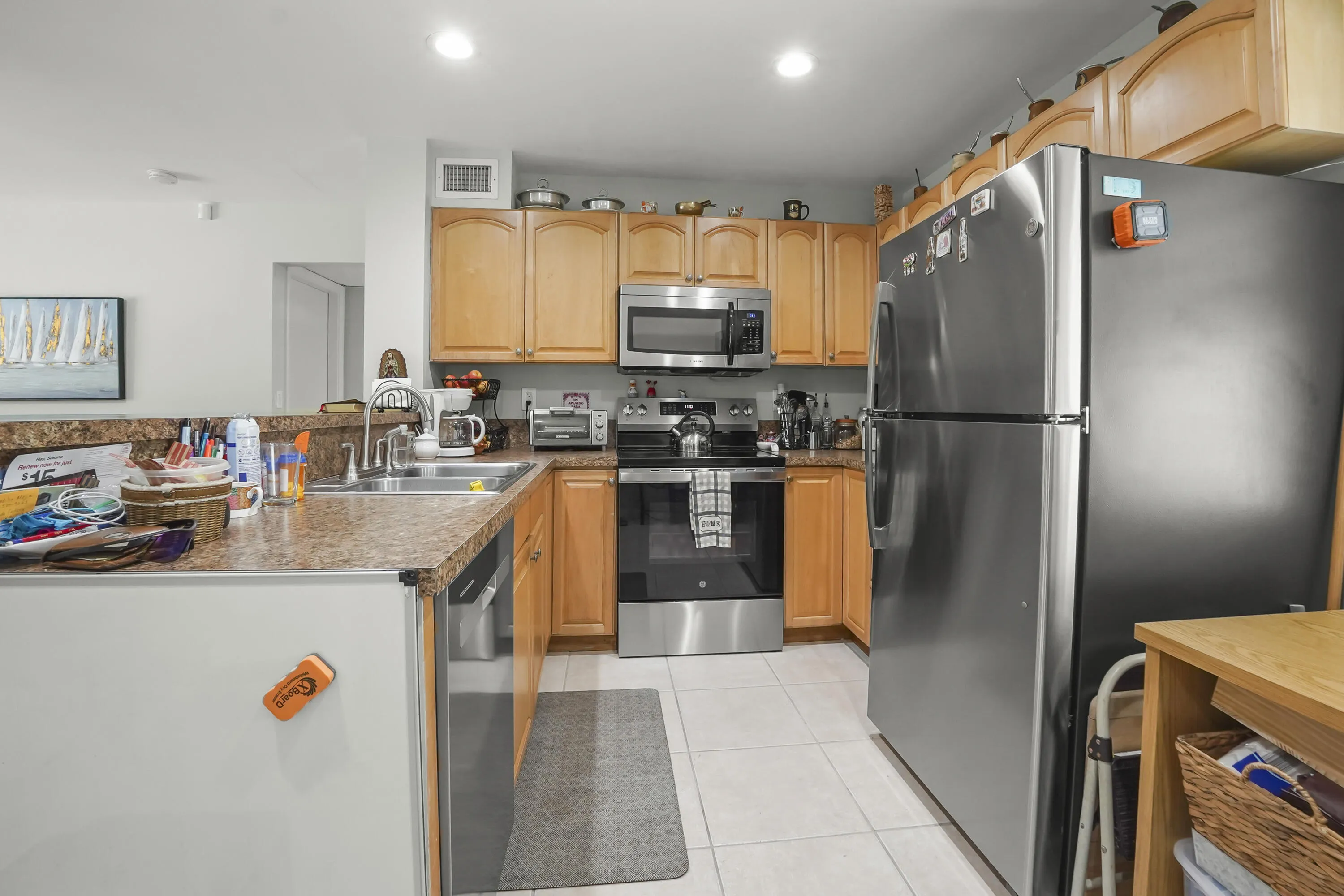 08 Kitchen 01