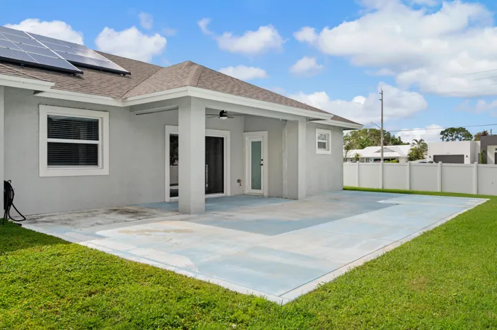 2094 SW Capeador St - 26