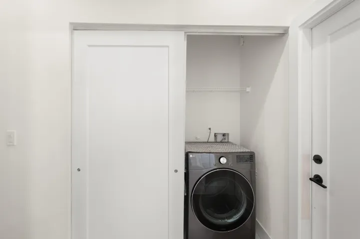 2094 SW Capeador St - 8