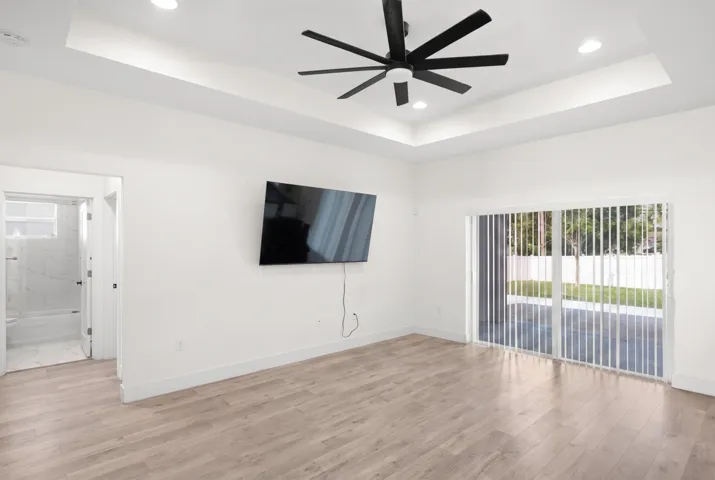 2094 SW Capeador St - 18