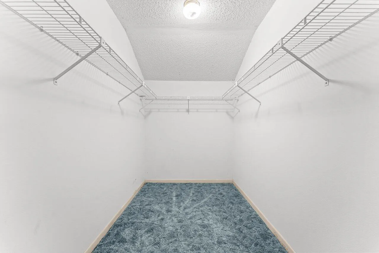 Primary Walk in Closet