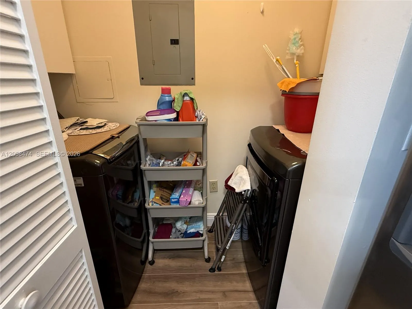 Photo 19