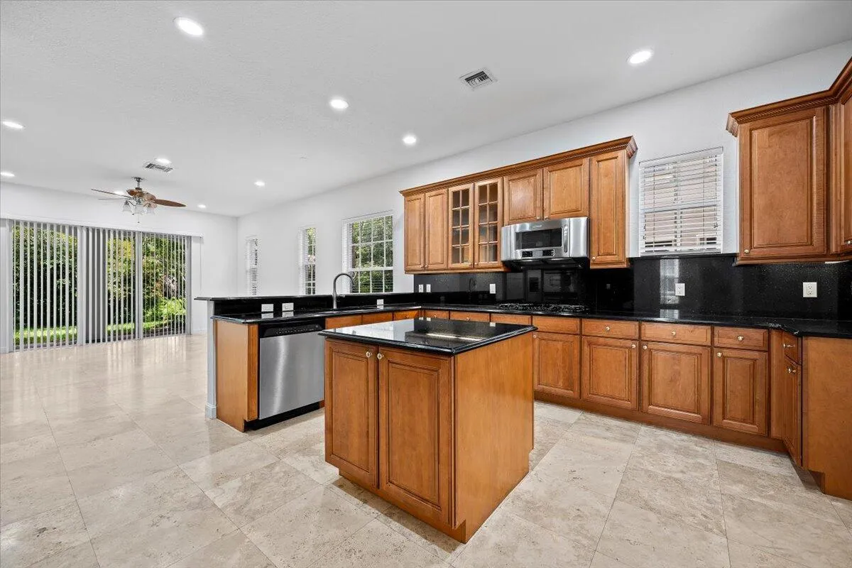 Open Kitchen