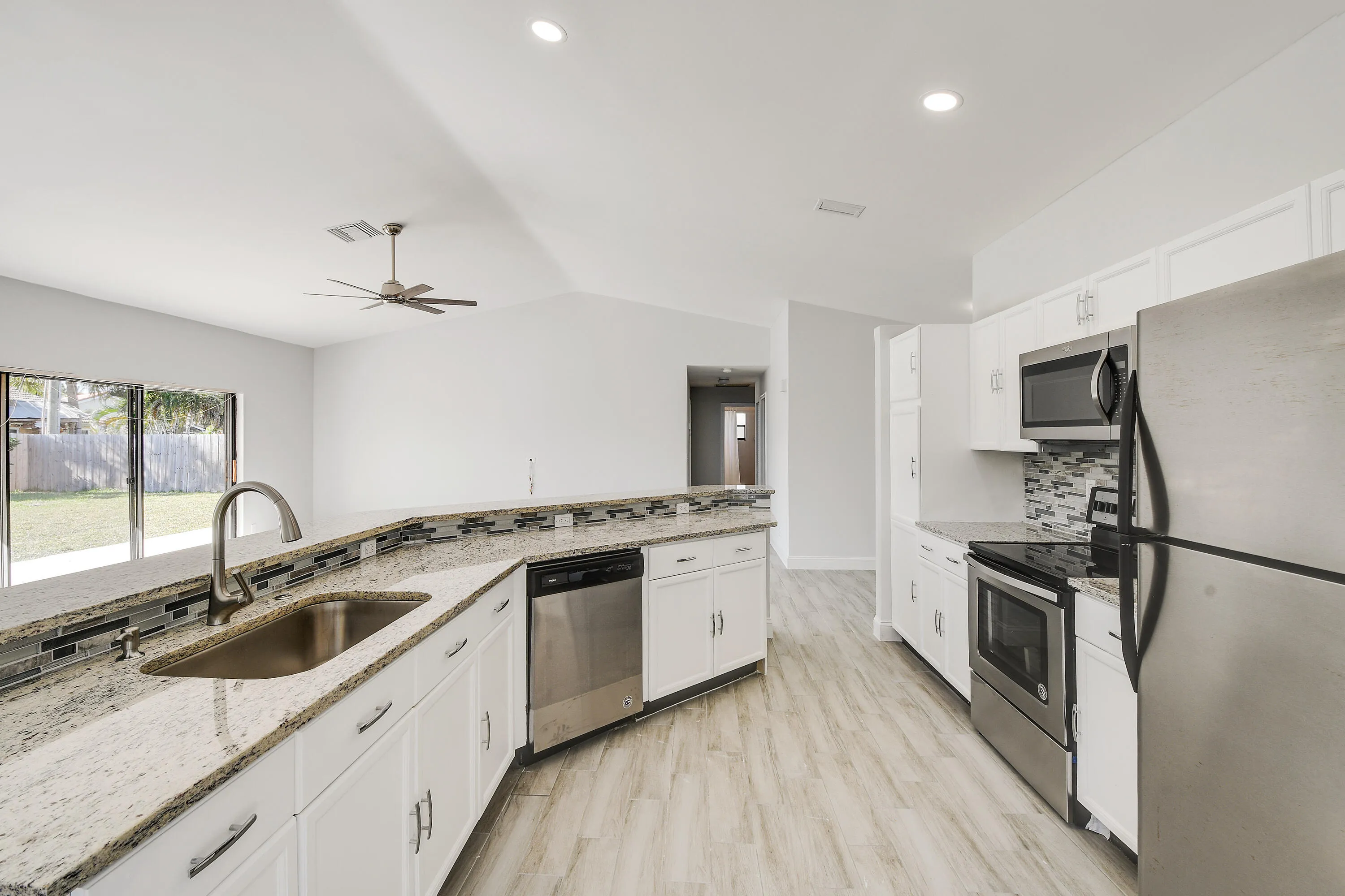 6-Kitchen 2