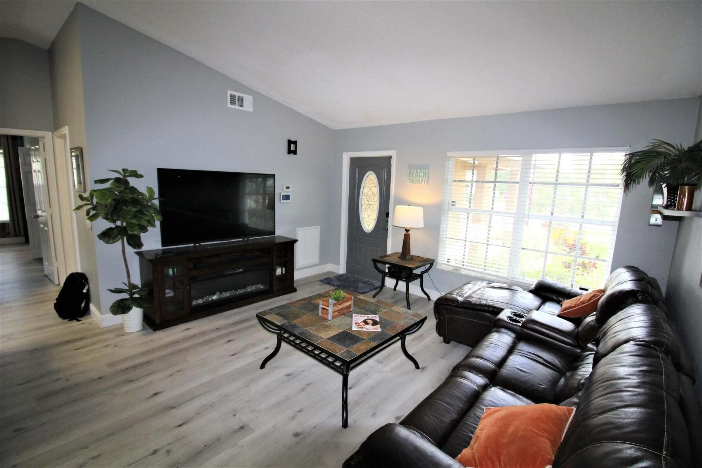 147 living room 2