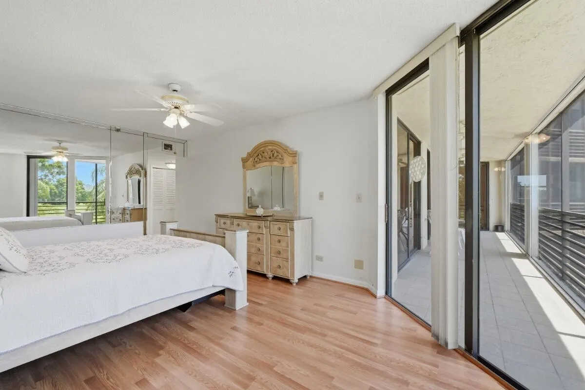 Master Bedroom to the Balcony