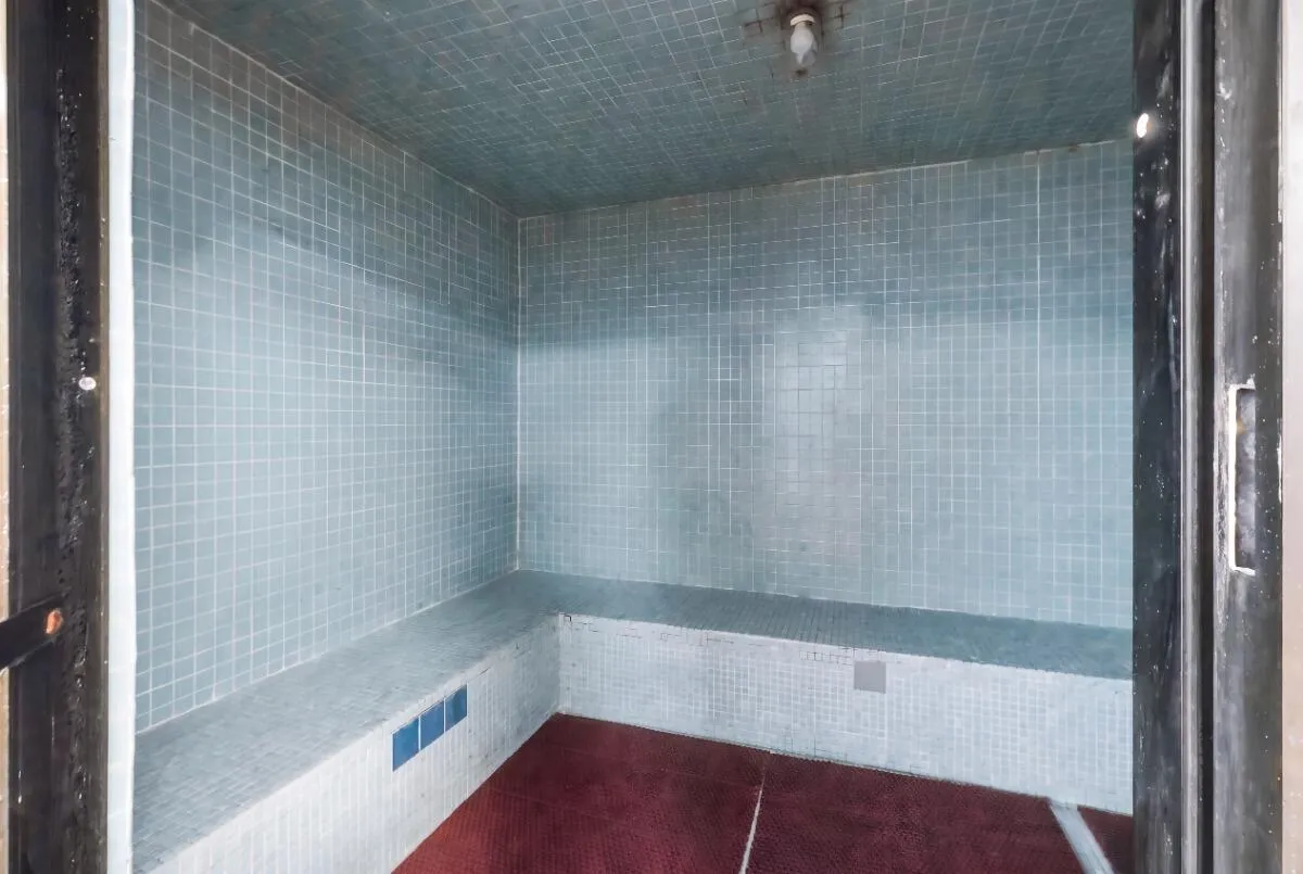 Steam room