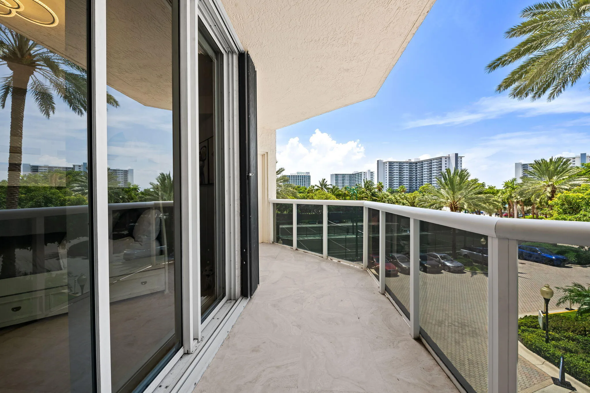 Outside balcony at the back of apartment