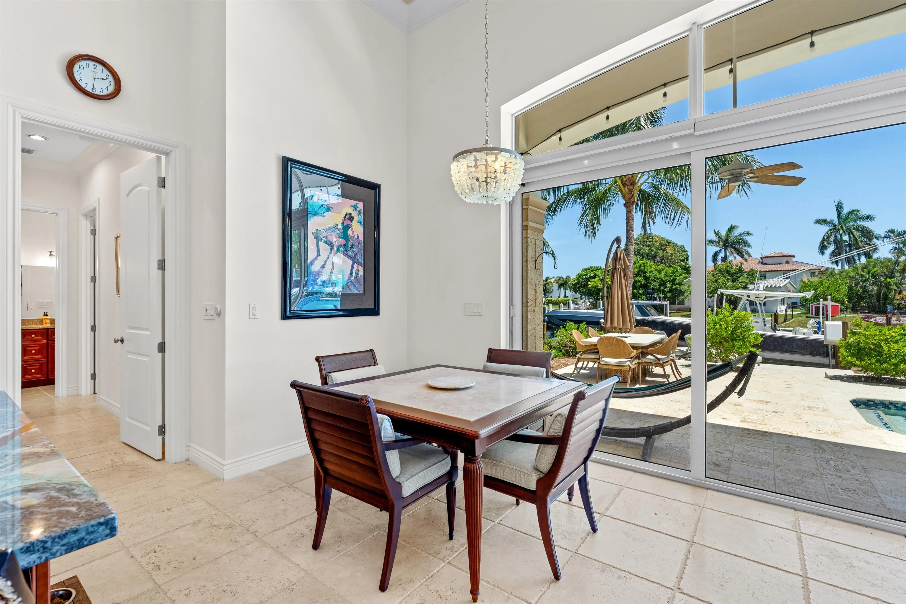 BREAKFAST_NOOK