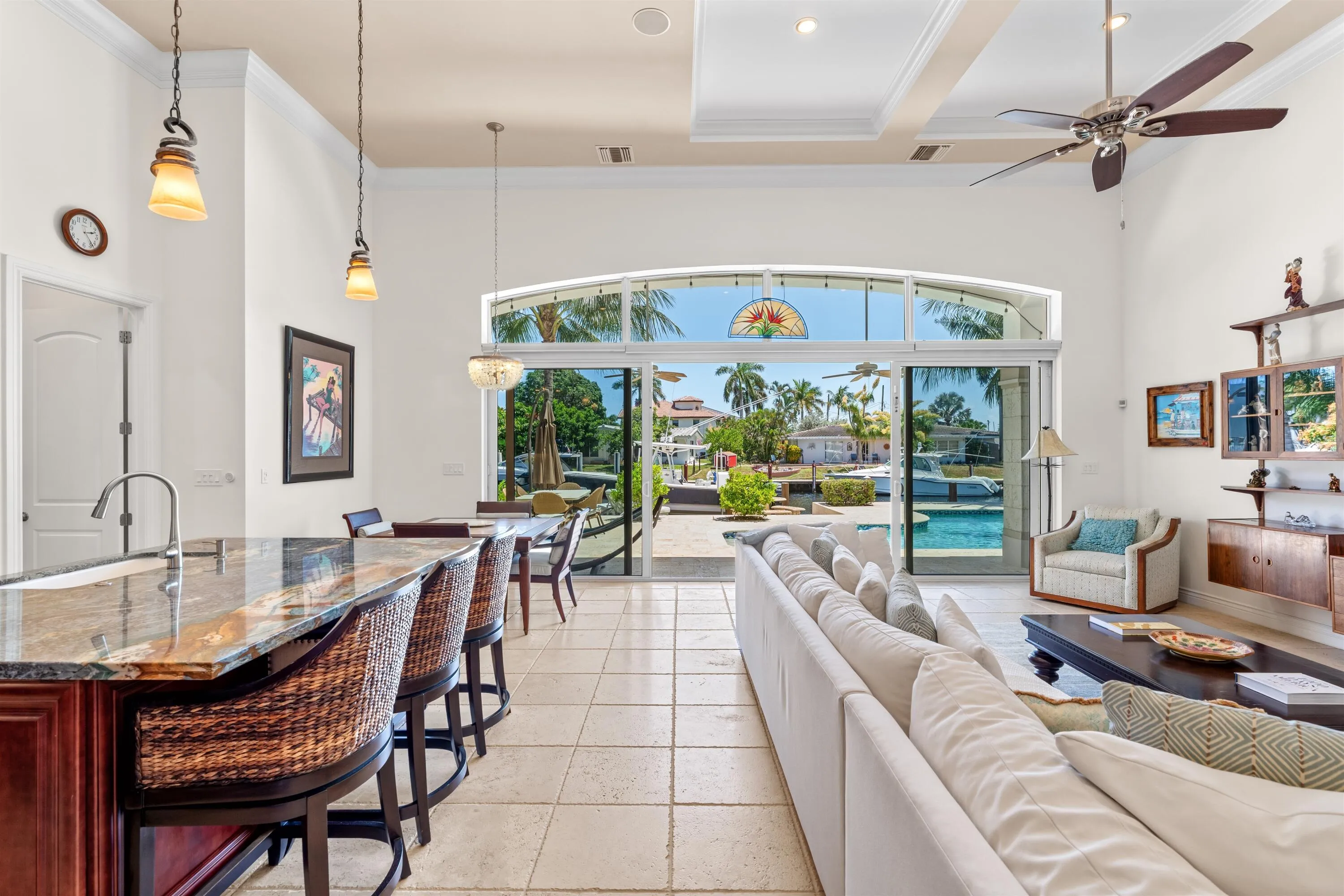 LIVING_ROOM_TO_PATIO