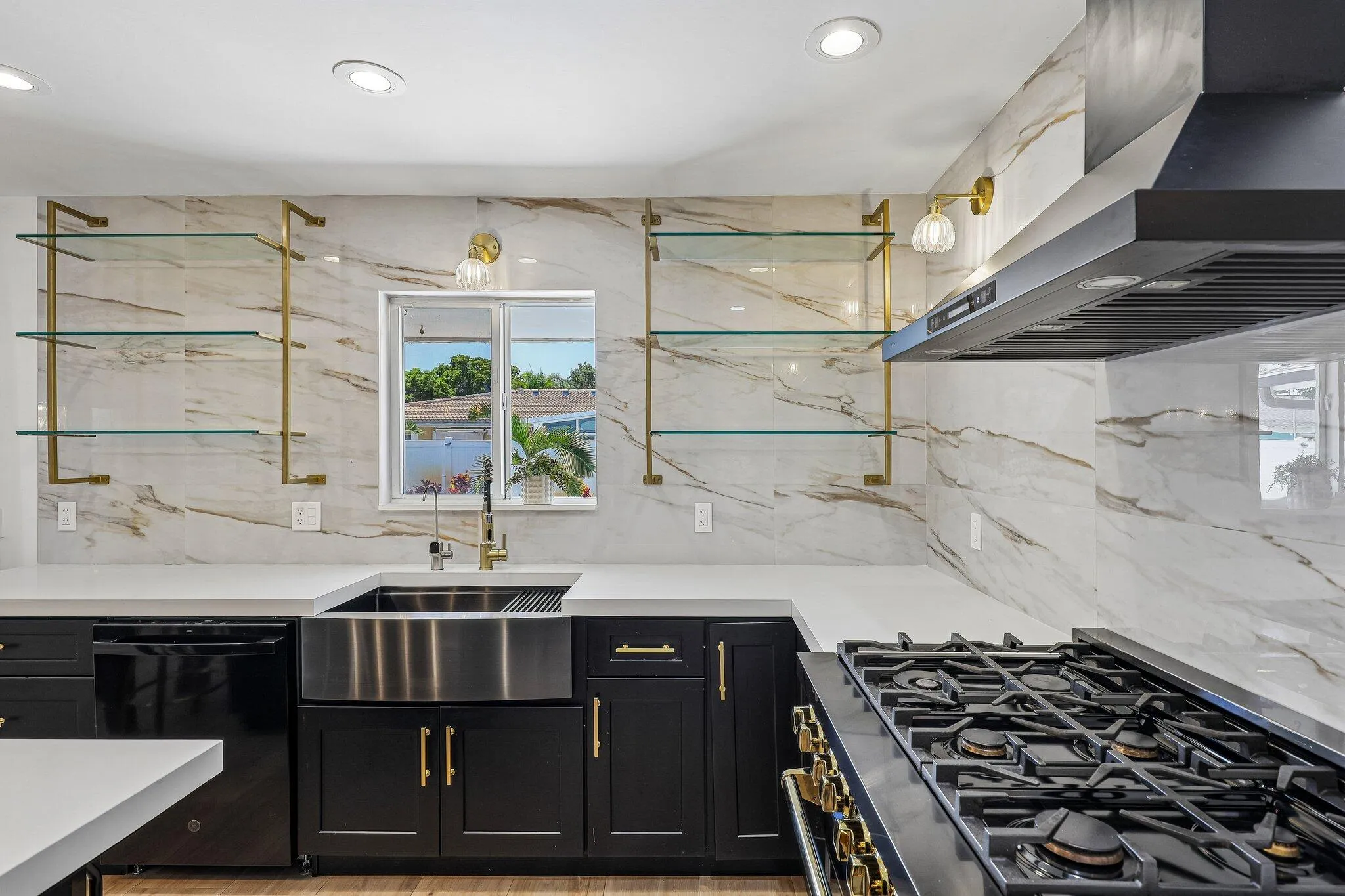 19-web-or-mls-NW 68th St-S2207-019