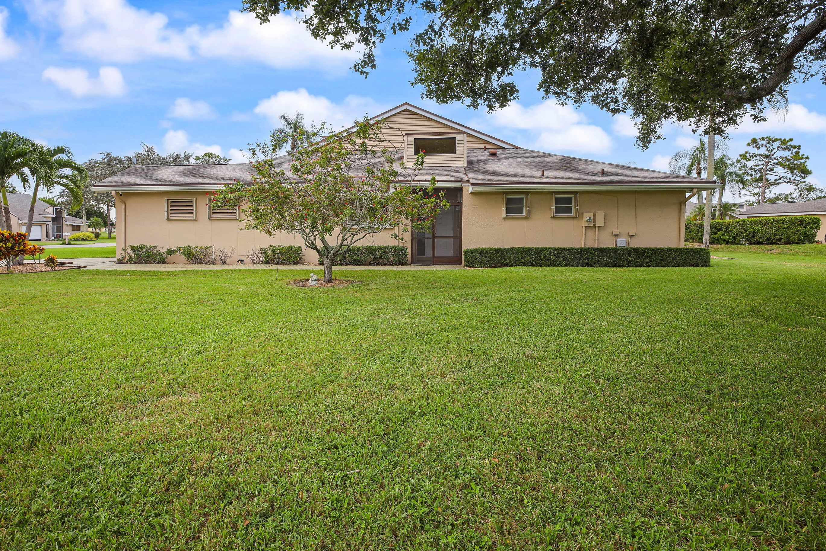 6845 Fountains Circle (3)