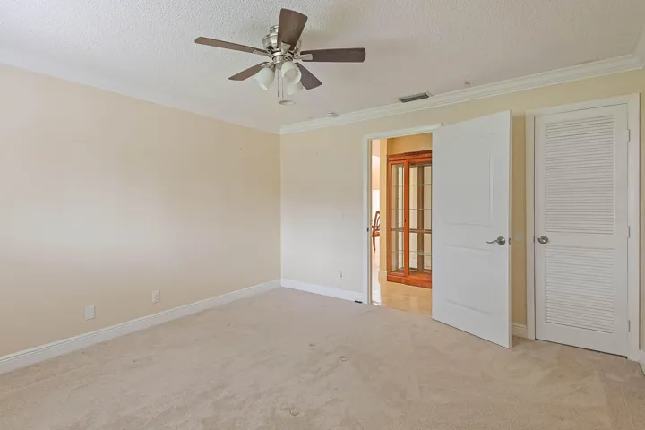 6845 Fountains Circle (28)