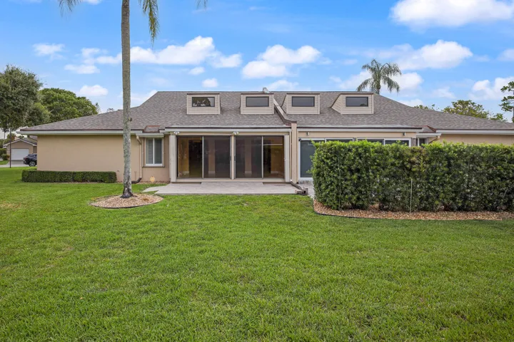 6845 Fountains Circle (36)