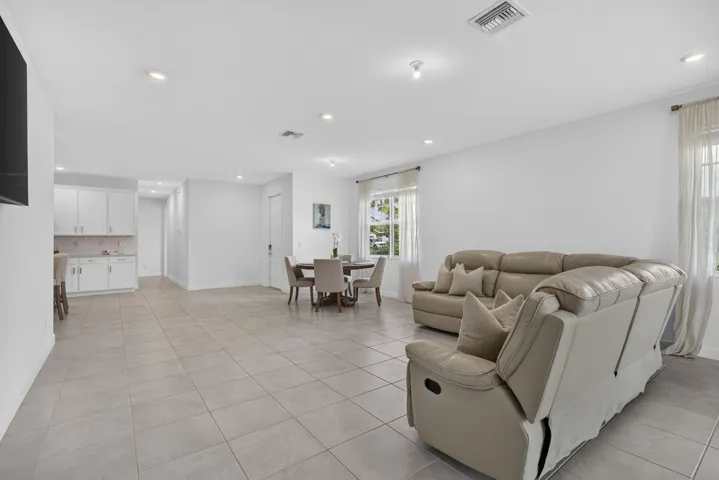 23-web-or-mls-BS1A4649