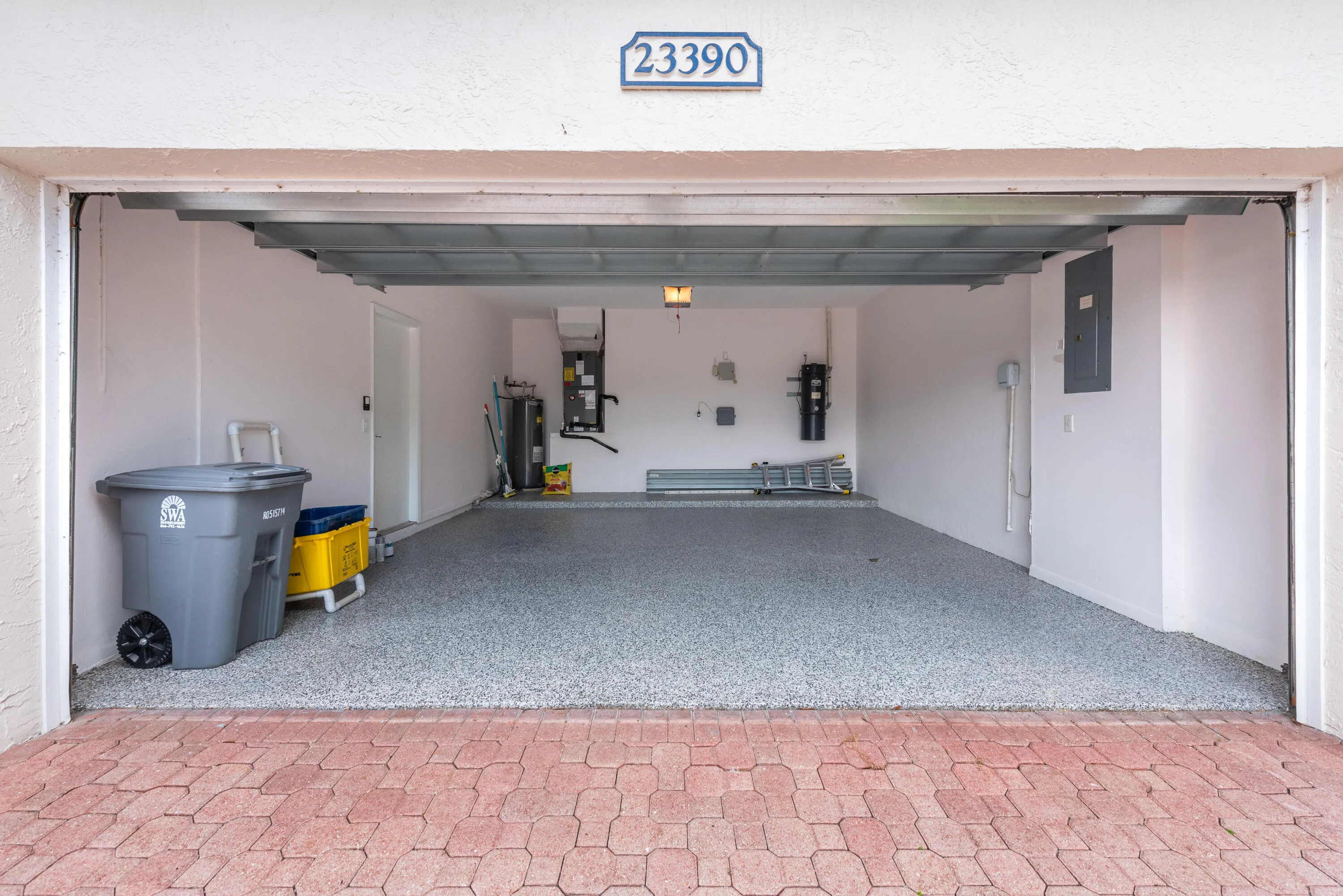 Property photo 35