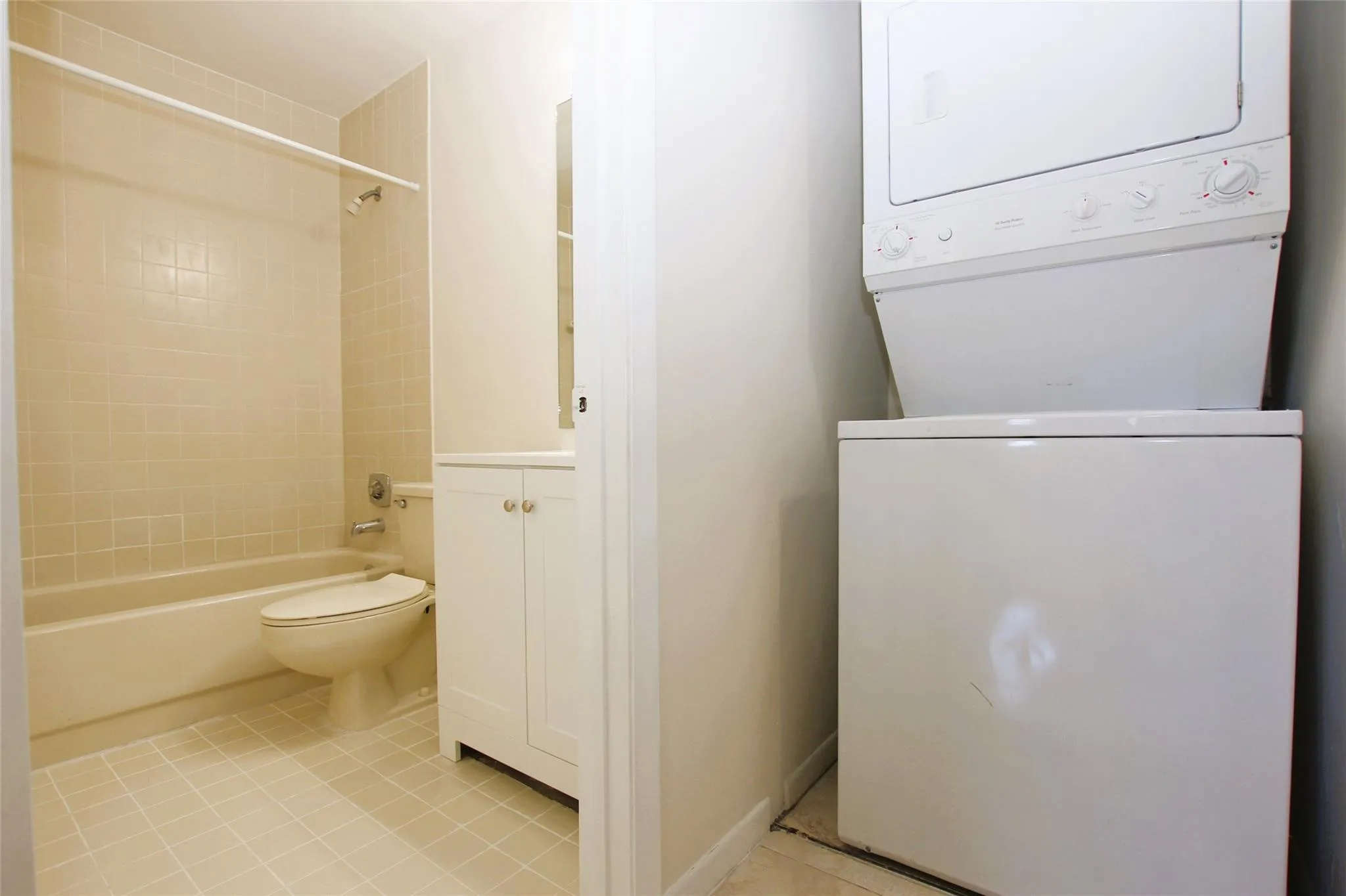 Washer & Dryer in unit