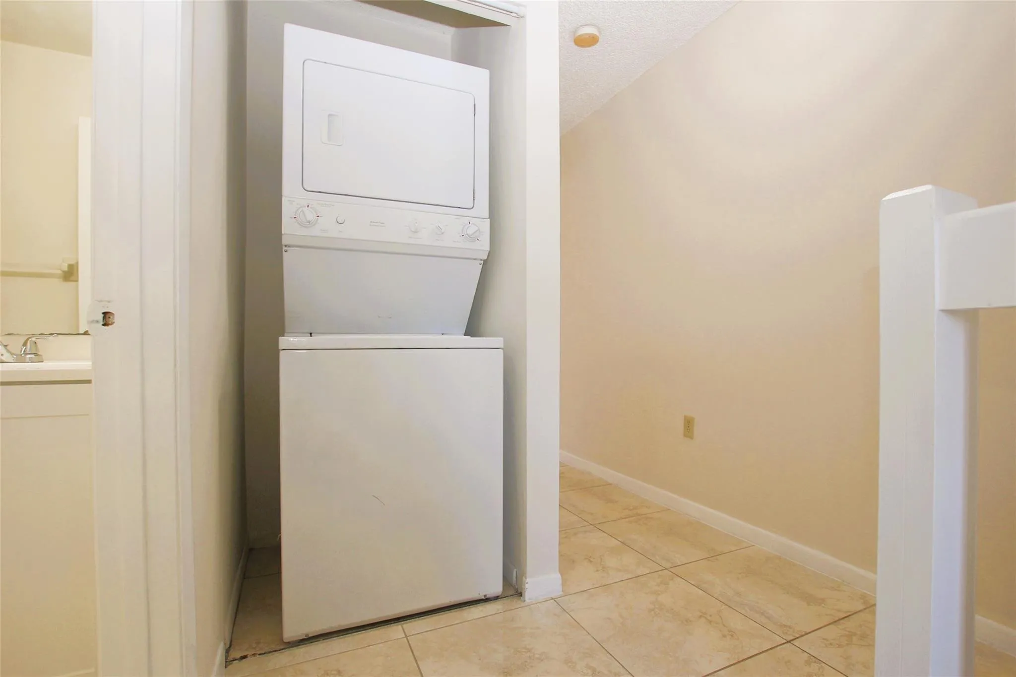 Washer & Dryer in unit