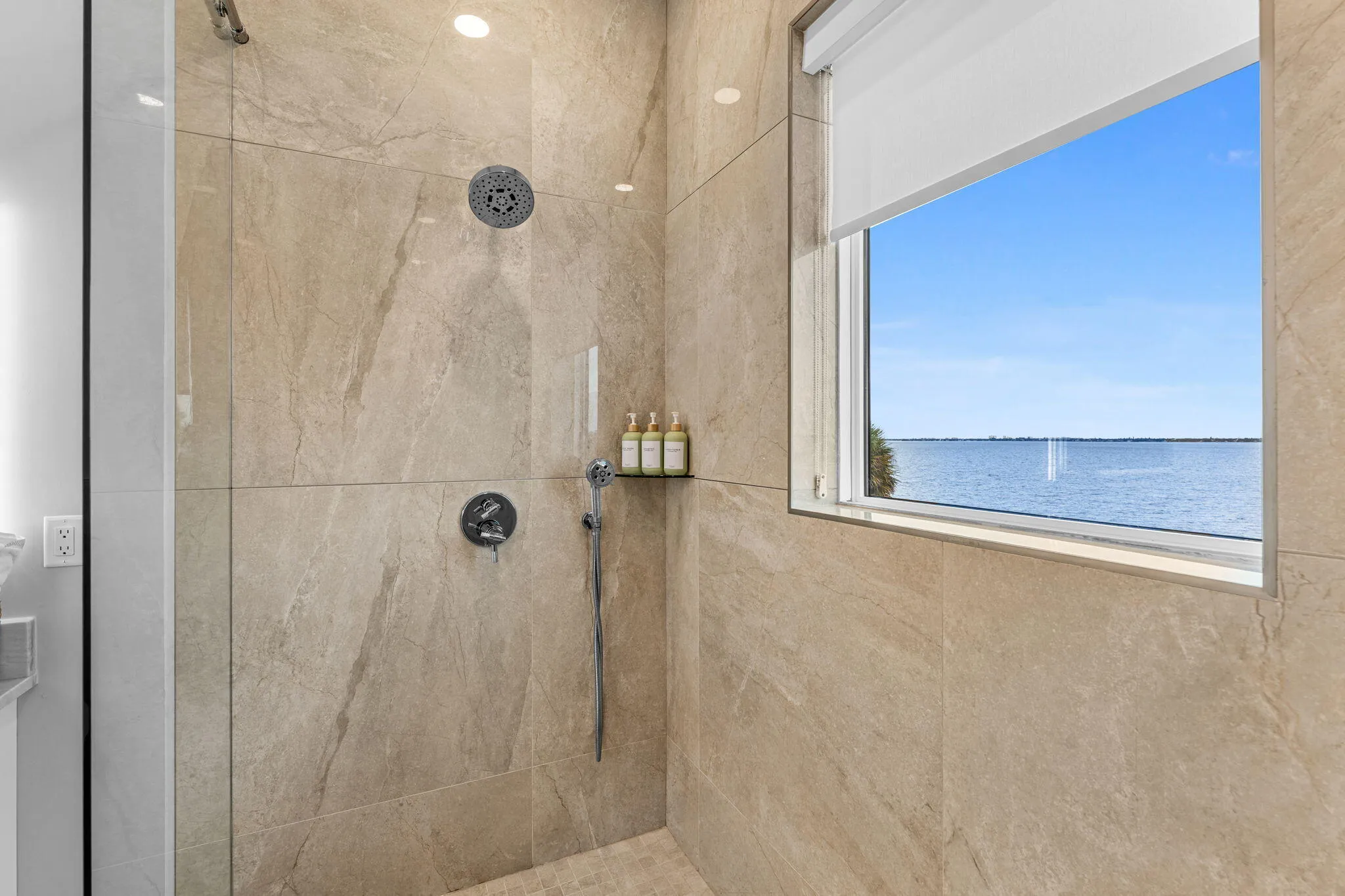 Property photo 95