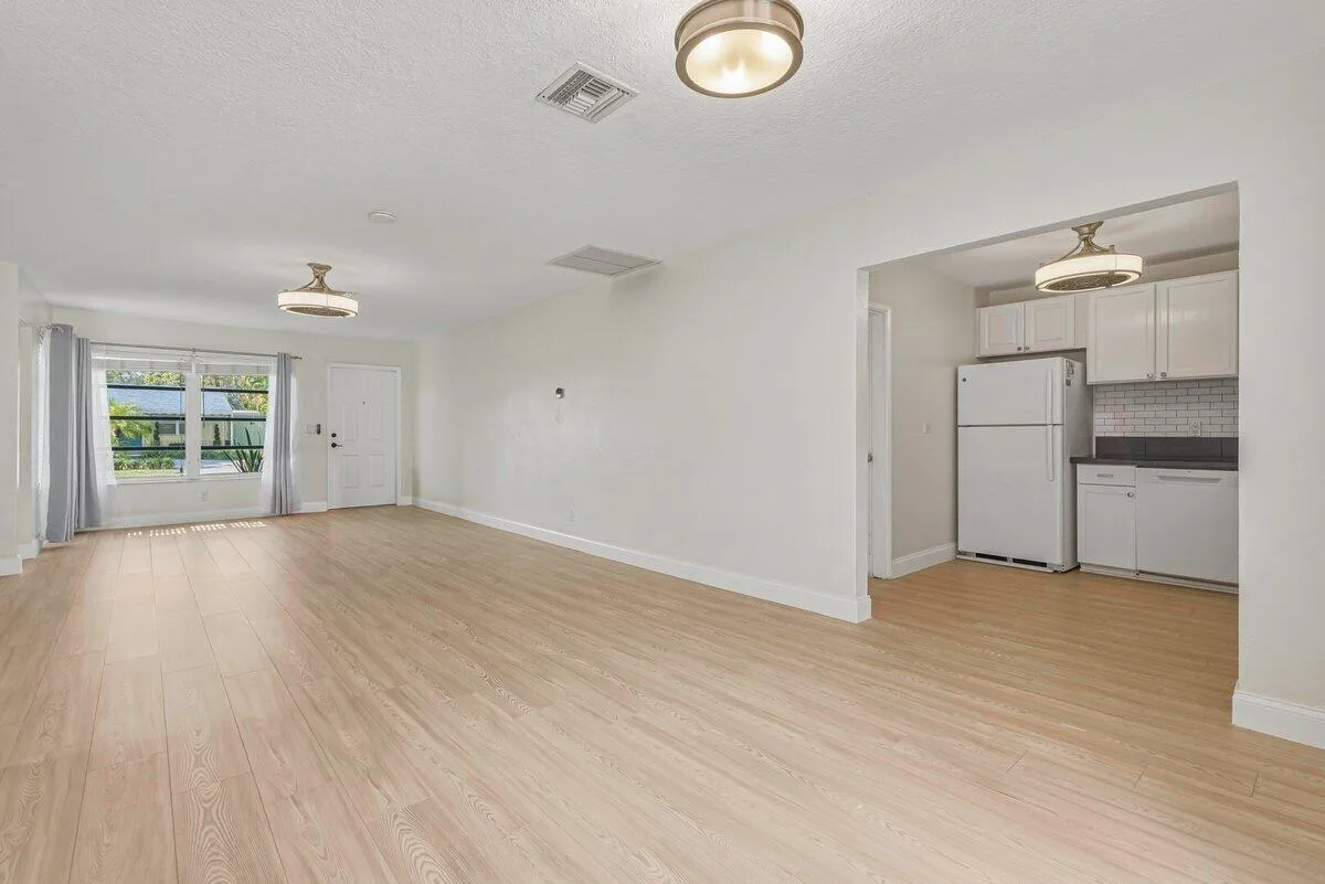 Living room/Dining room