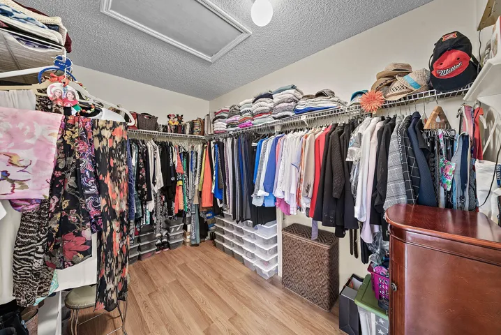 primary walk in closet