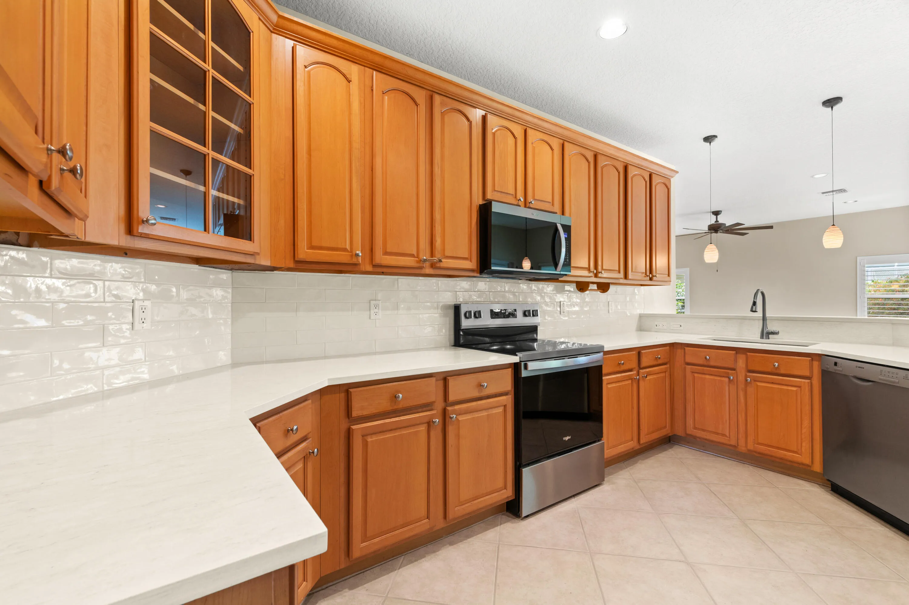11595 Water Bend Ct_Vacant Large-5
