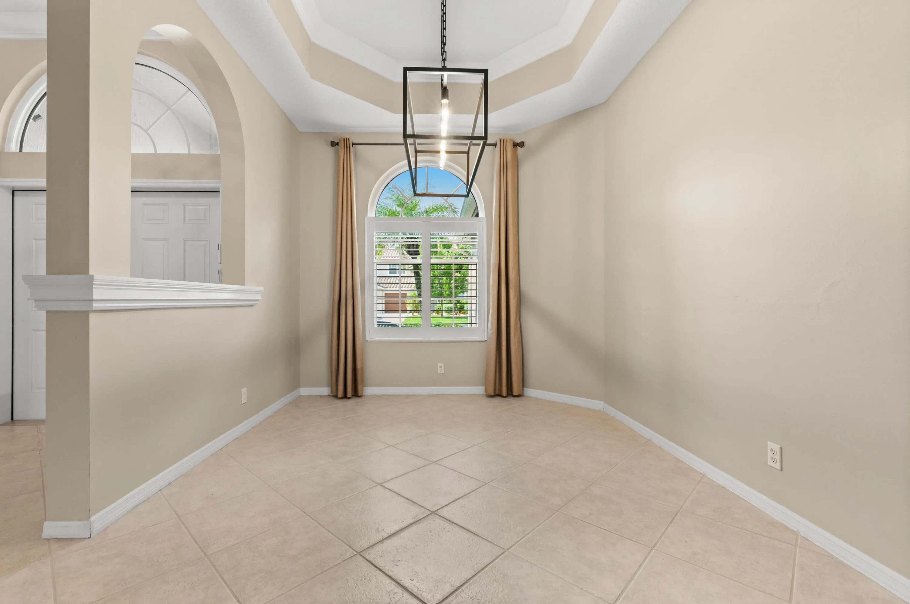 11595 Water Bend Ct_Vacant Large-11