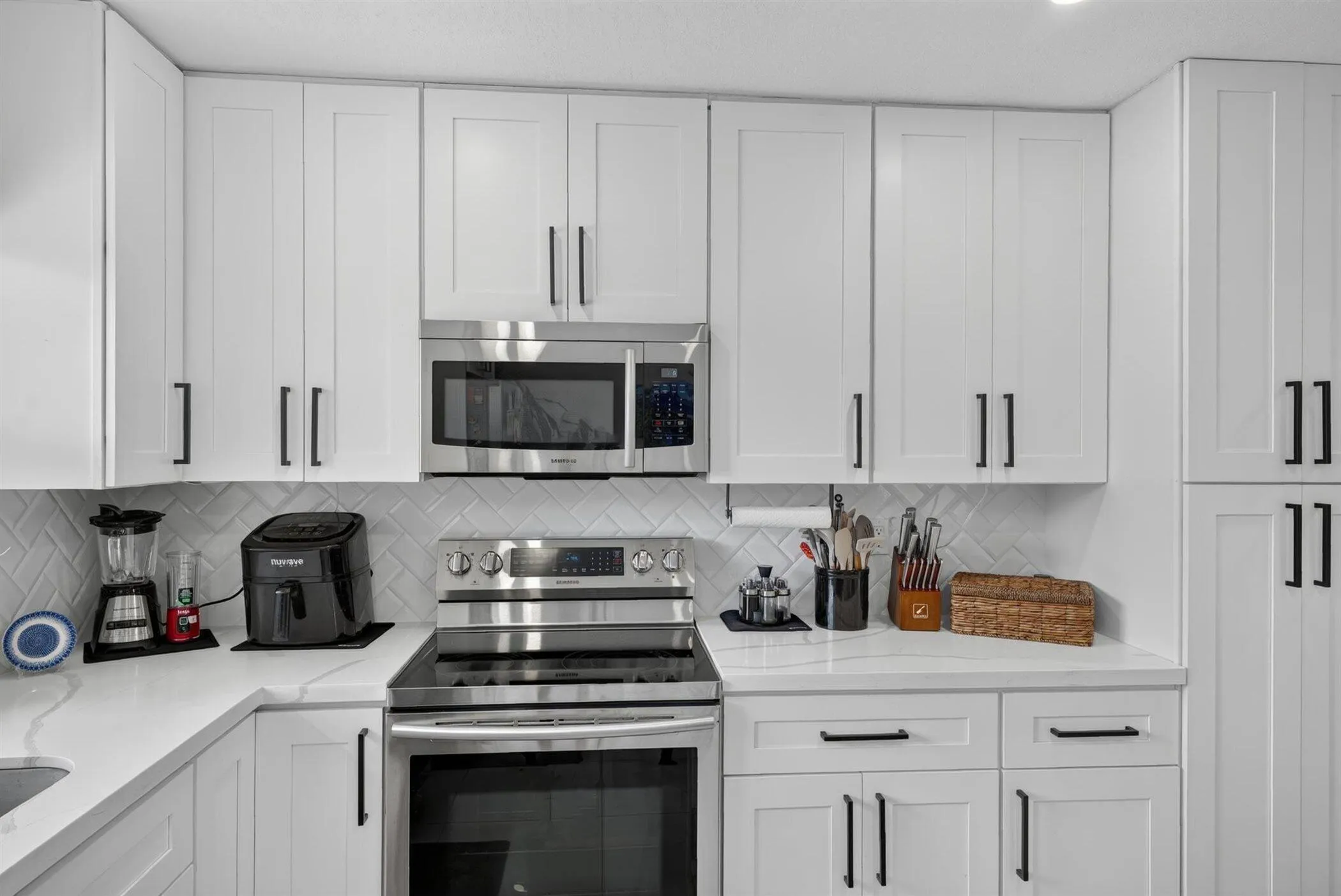 30-8131-NW-44th-Ct-LPG