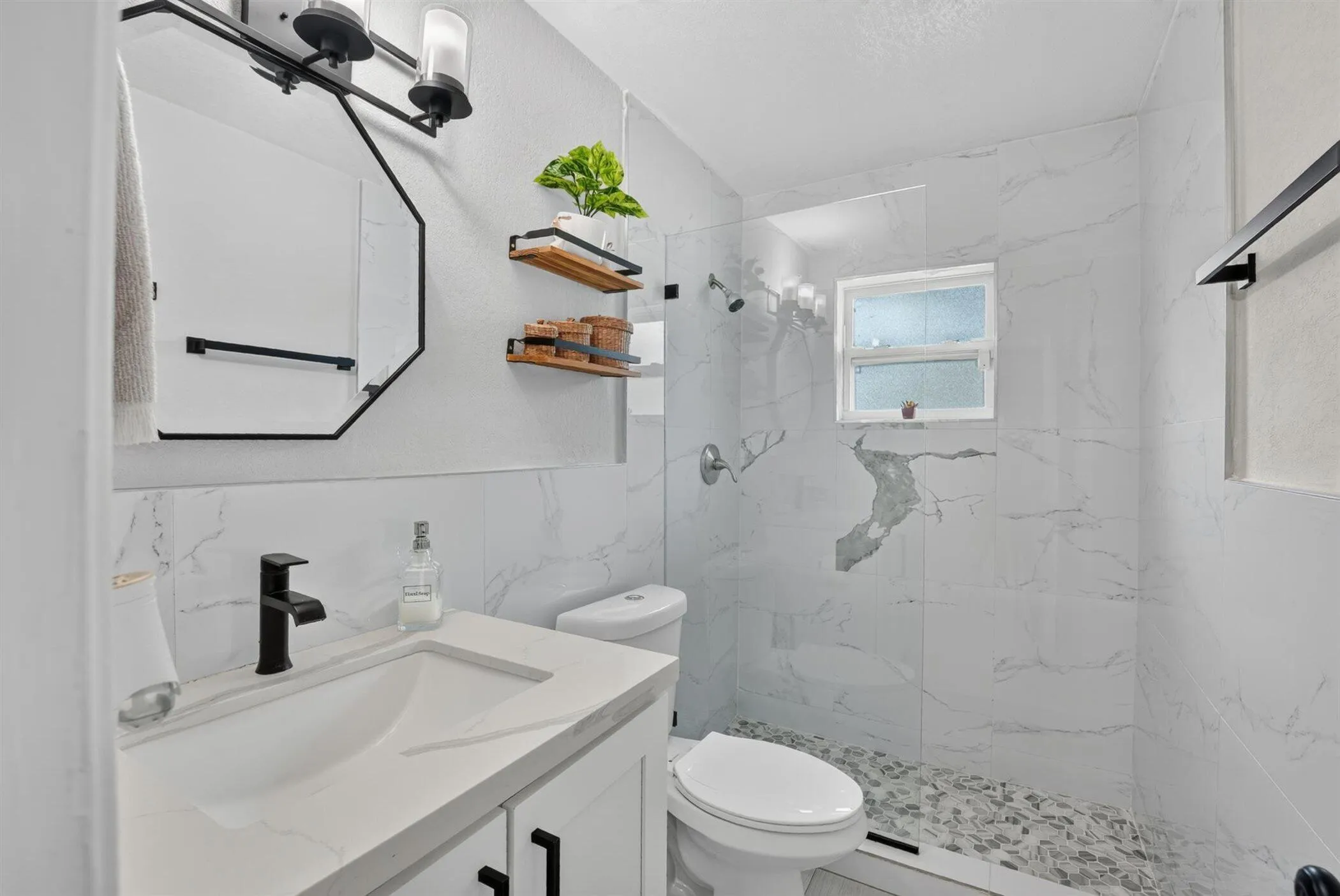 52-8131-NW-44th-Ct-LPG