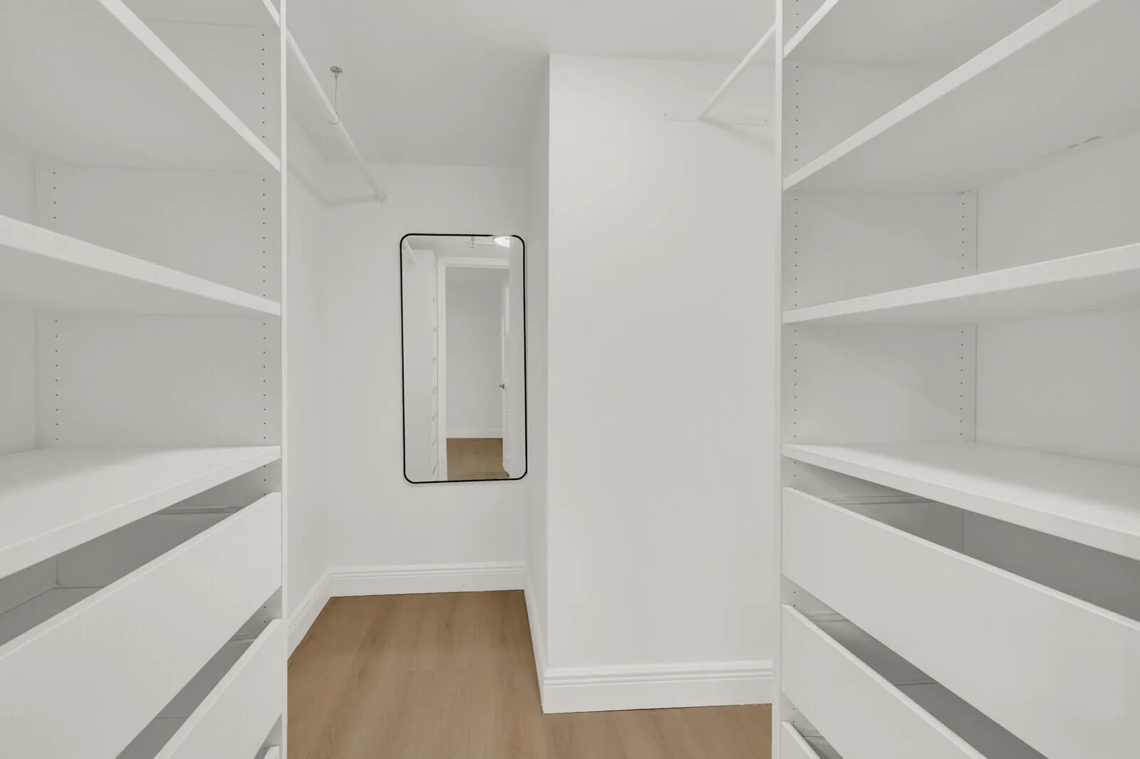 Walk in Closet