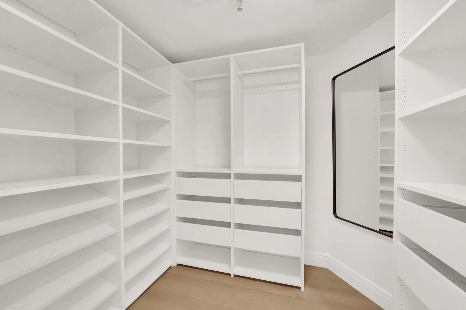 Walk in Closet