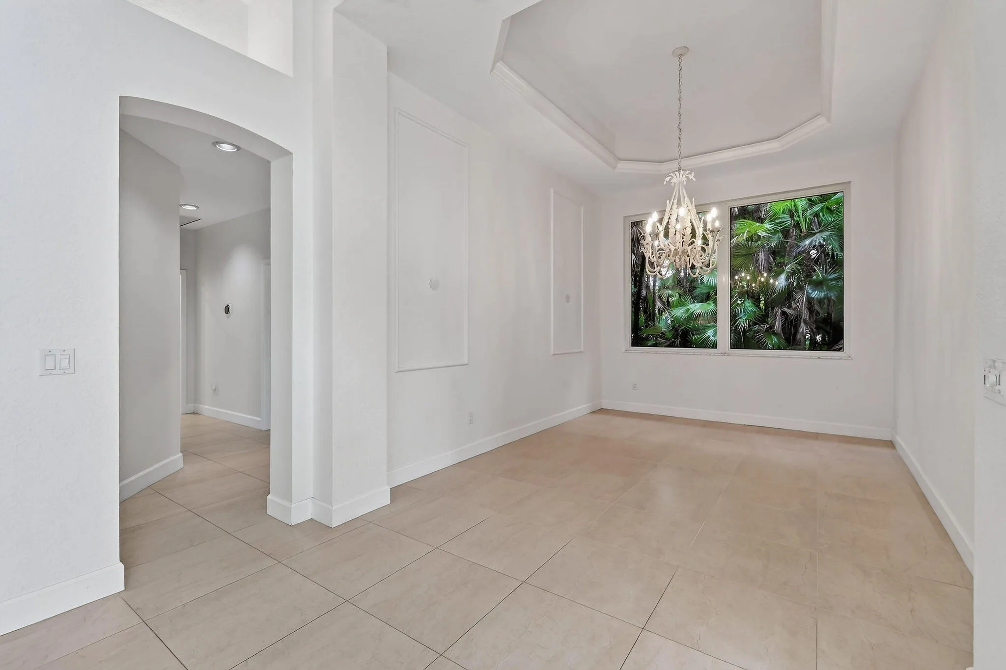 108NorthRiverDrW(32)