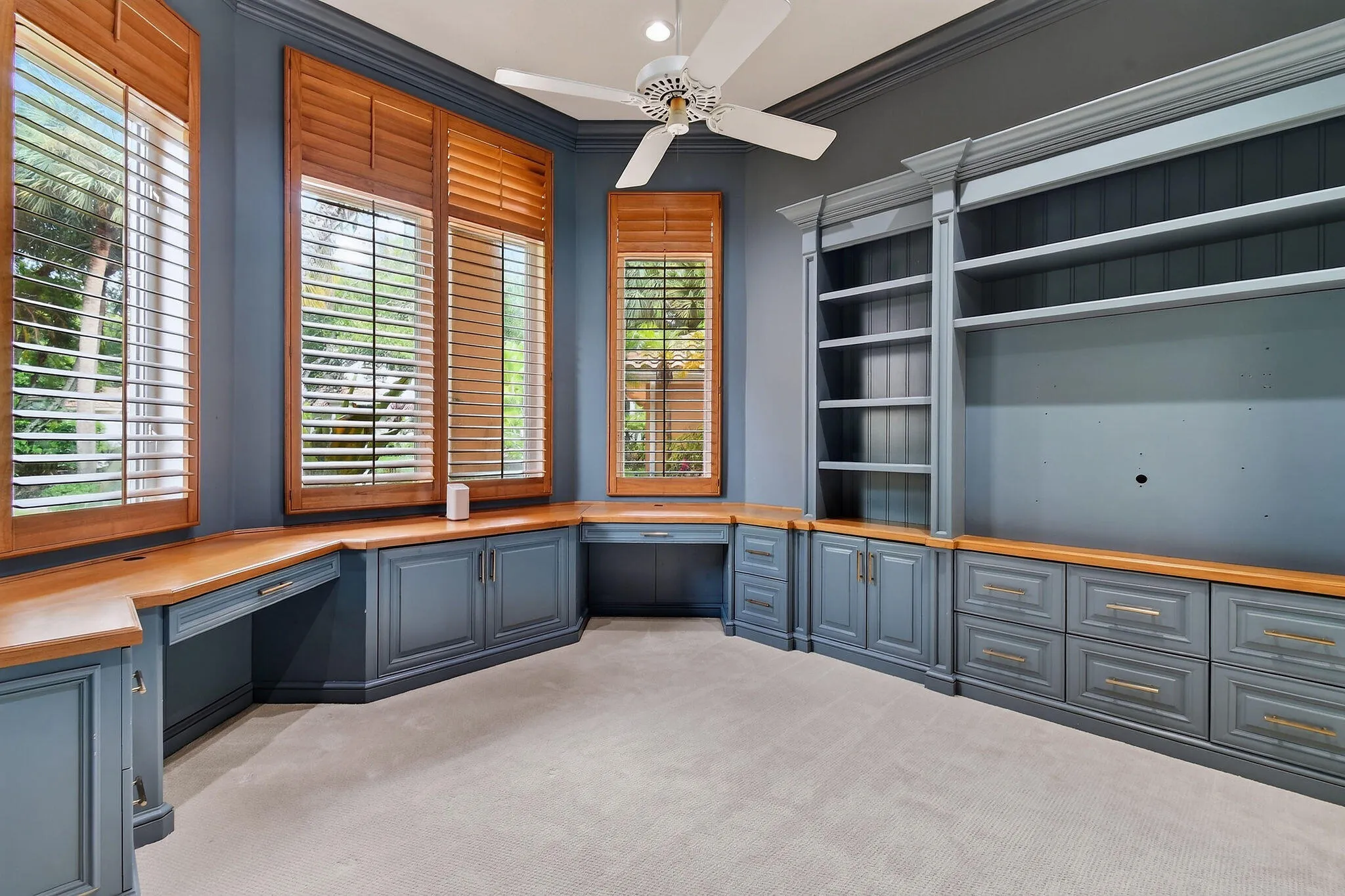 108NorthRiverDrW(52)