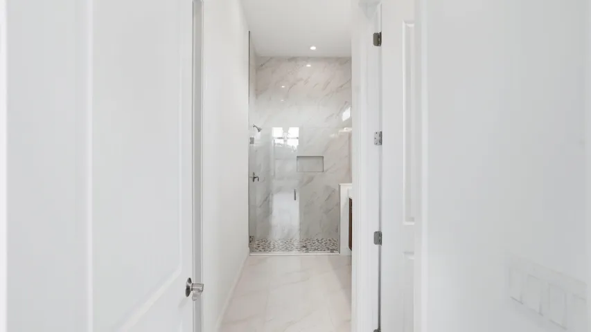 Owner's Bath