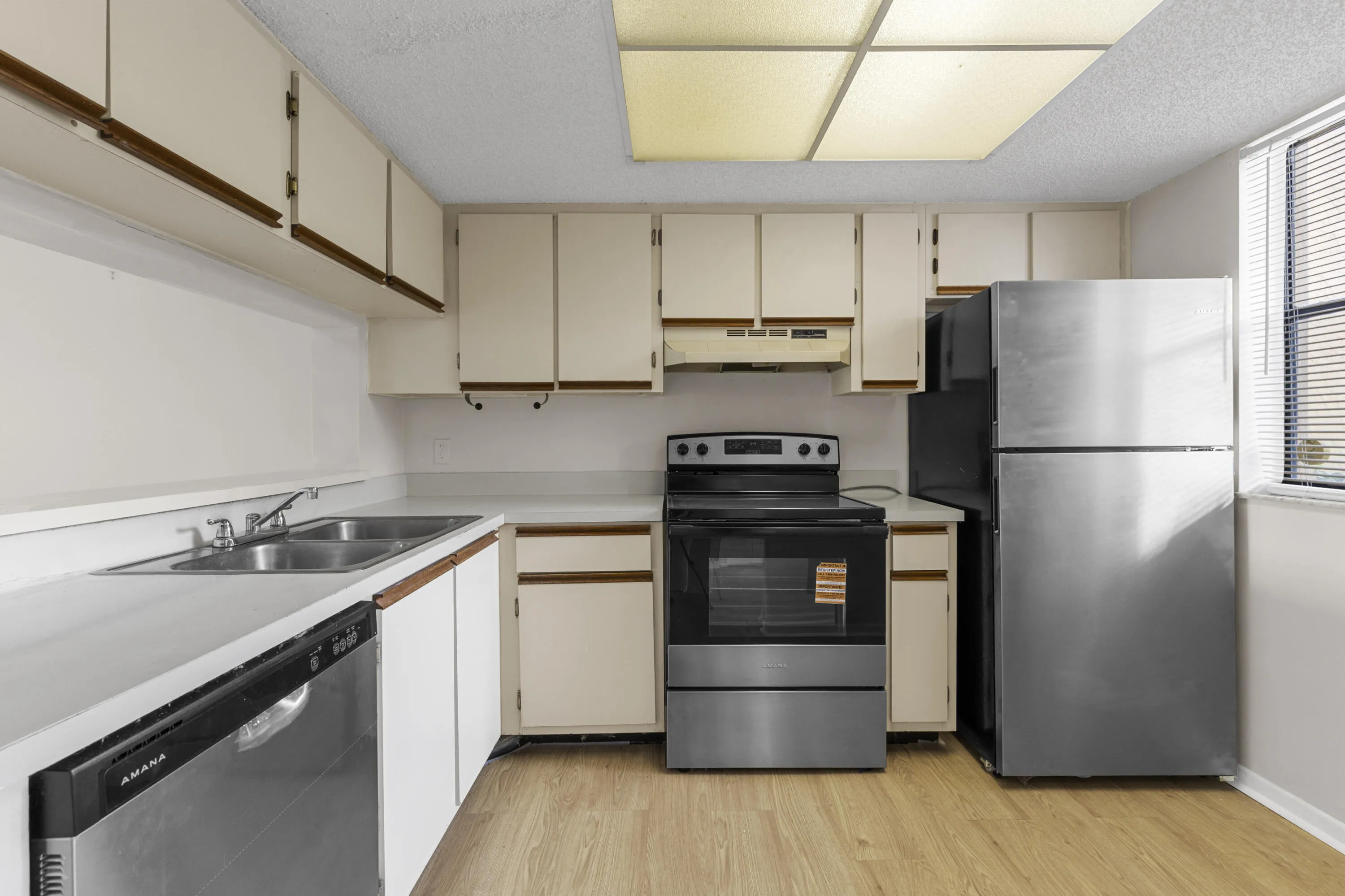BRAND new never used stainless appliances